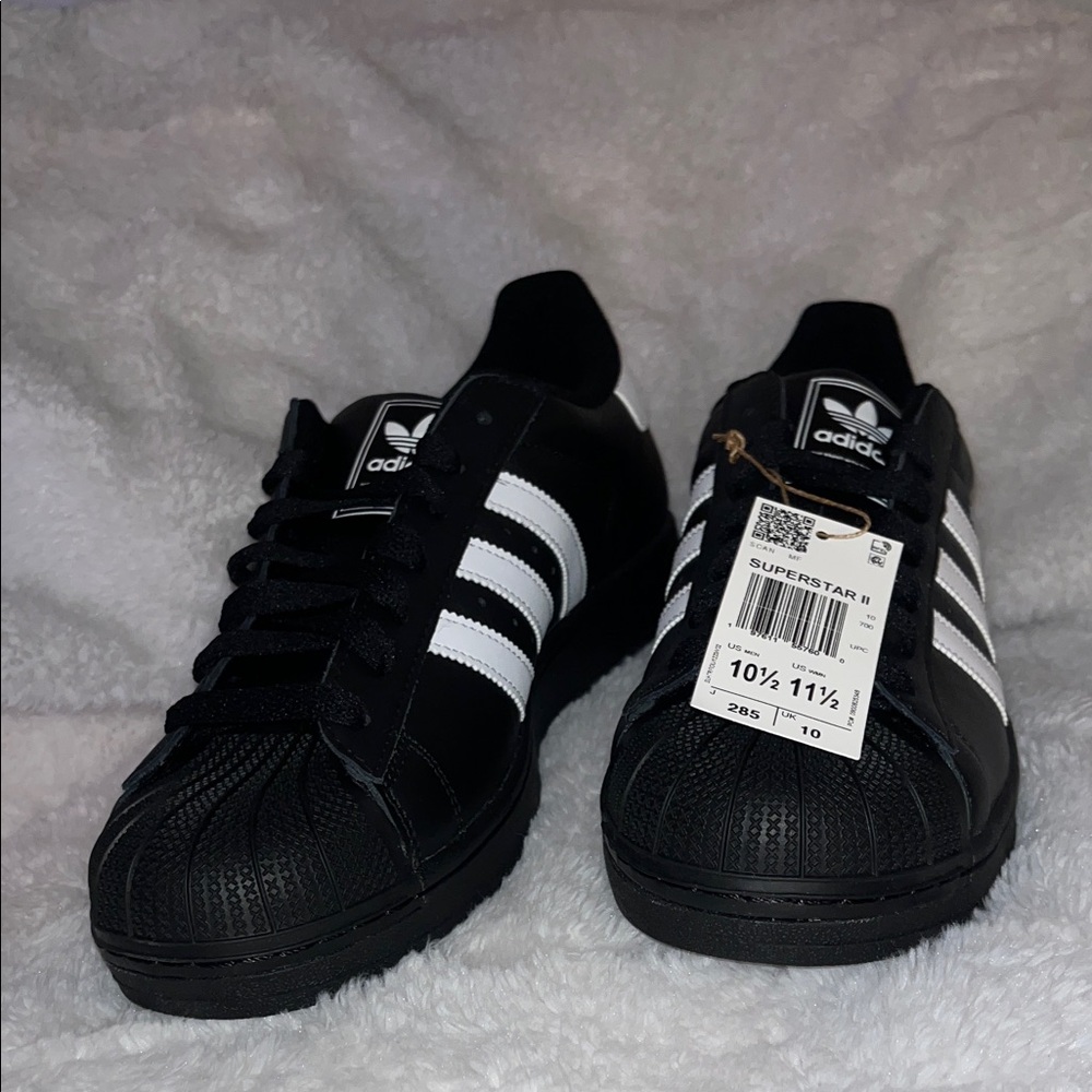 BRAND NEW- Adidas Men’s Superstar II - Size 10.5